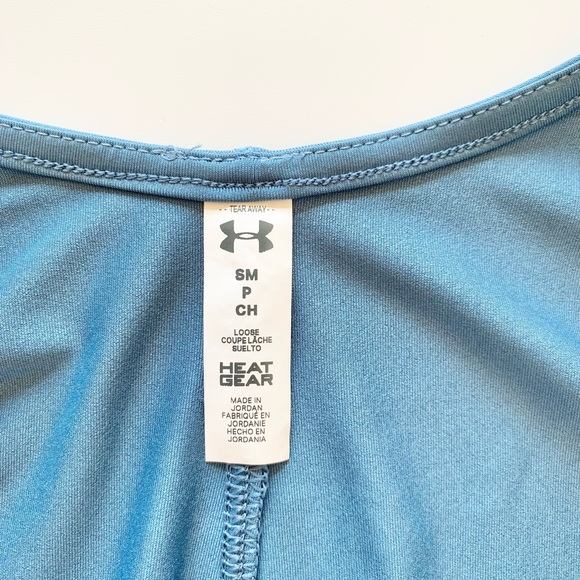 NWT Under Armour Women’s Open Back Loose Short Sleeve Shirt Teal/Blue Sz S - Picture 4 of 7